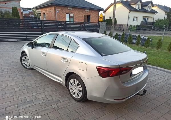 Toyota Avensis cena 45400 przebieg: 210000, rok produkcji 2016 z Radzymin małe 29